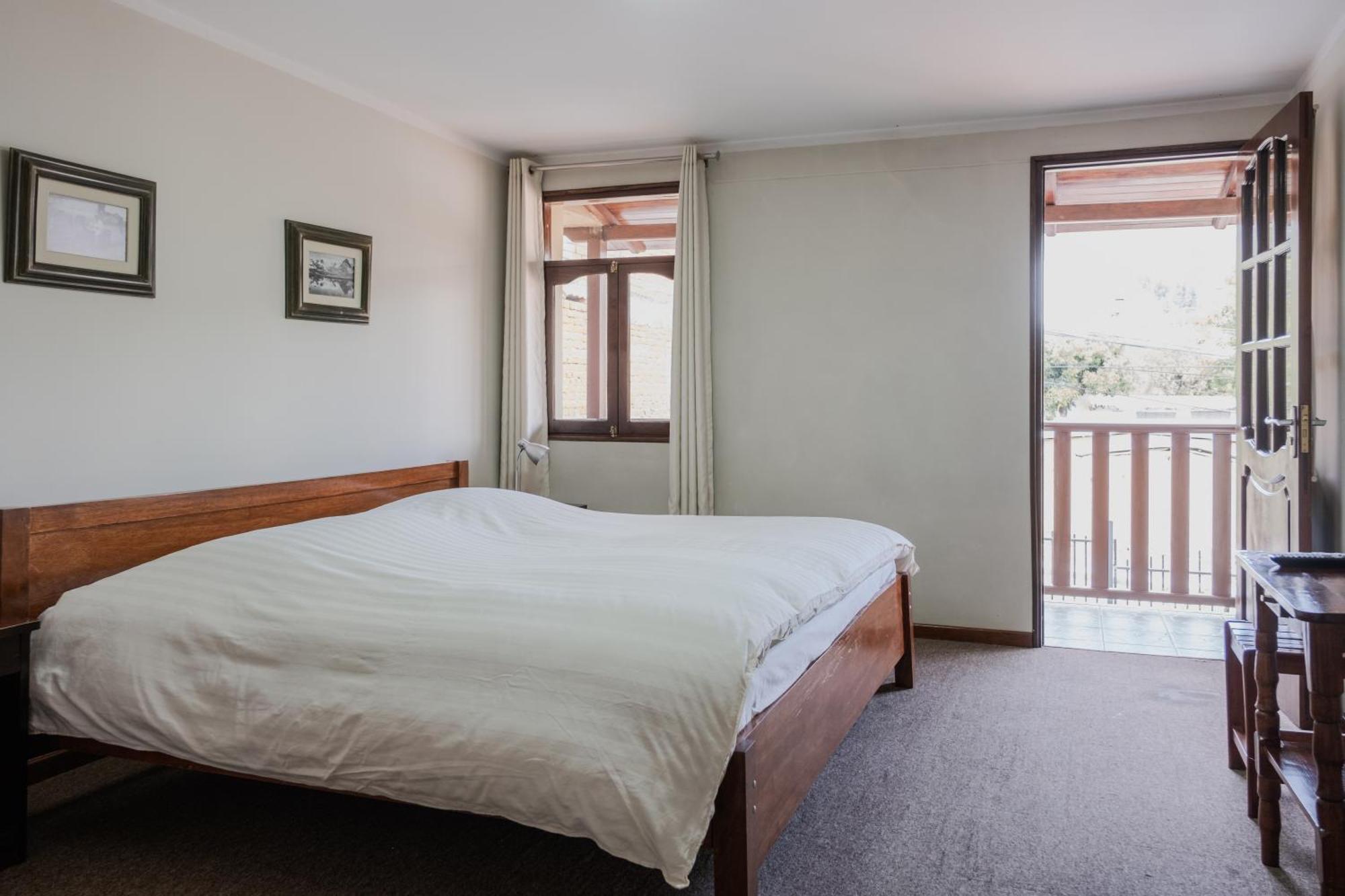 Hotel Santa Cruz 瓦拉斯 外观 照片