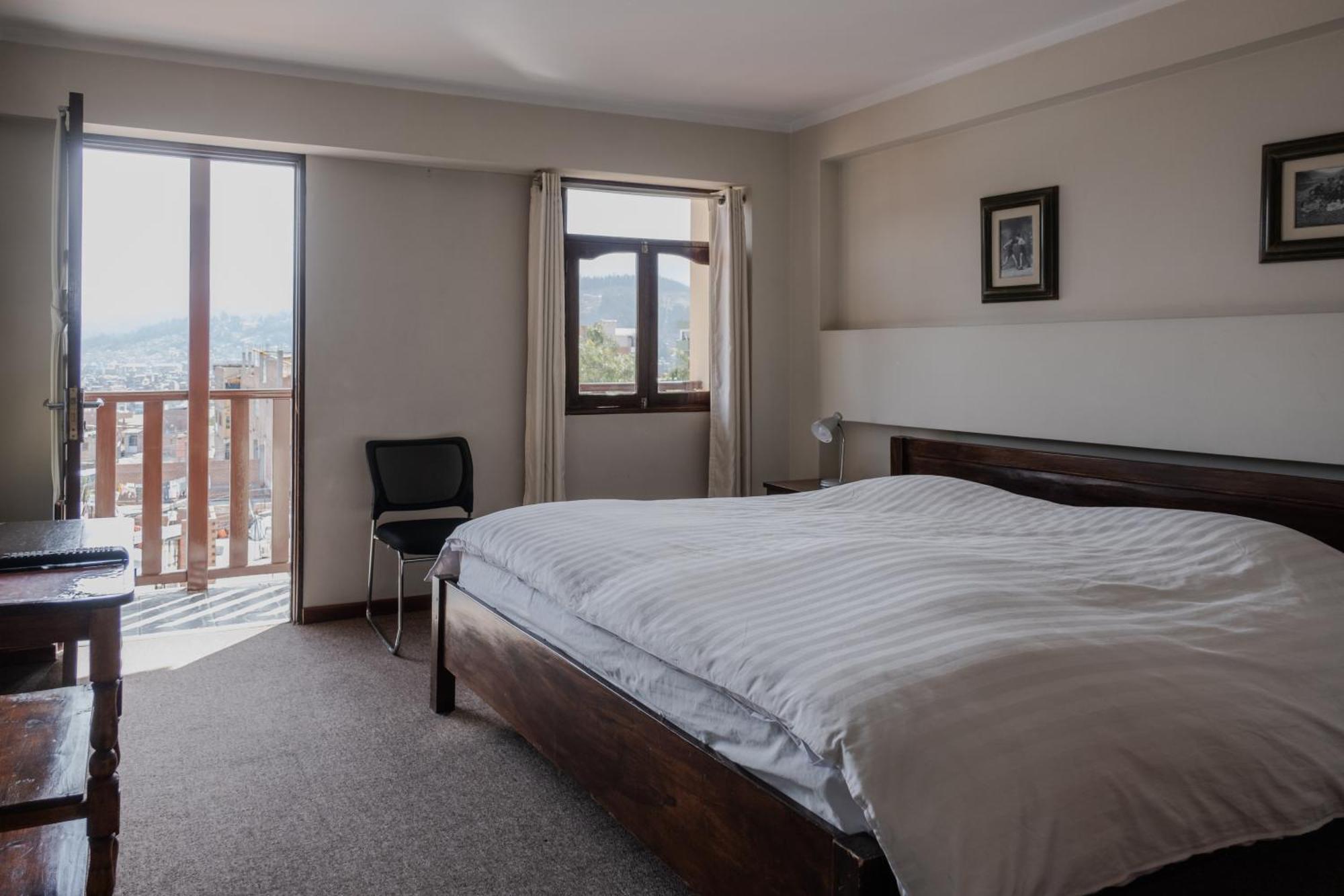 Hotel Santa Cruz 瓦拉斯 外观 照片