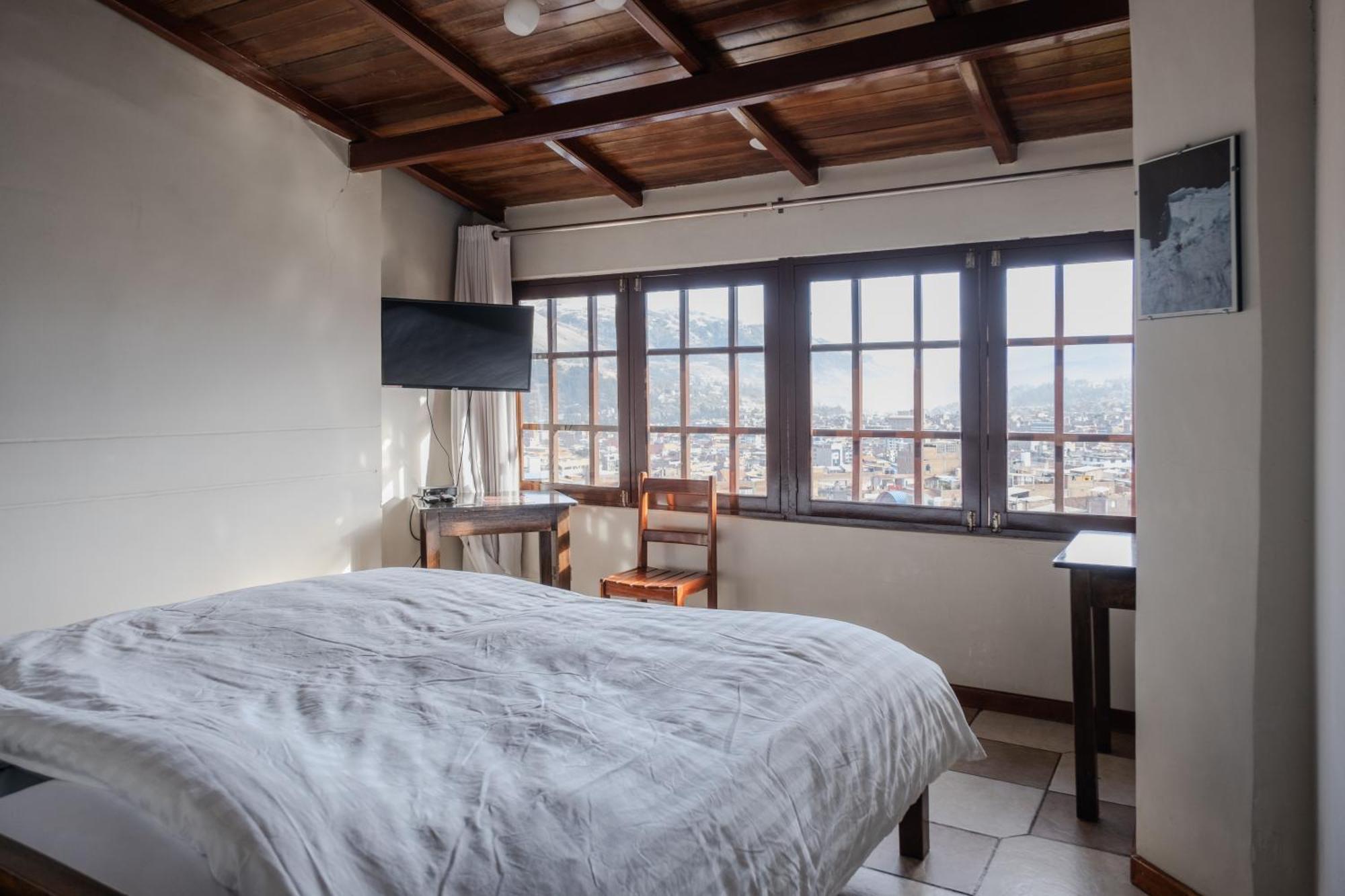 Hotel Santa Cruz 瓦拉斯 外观 照片
