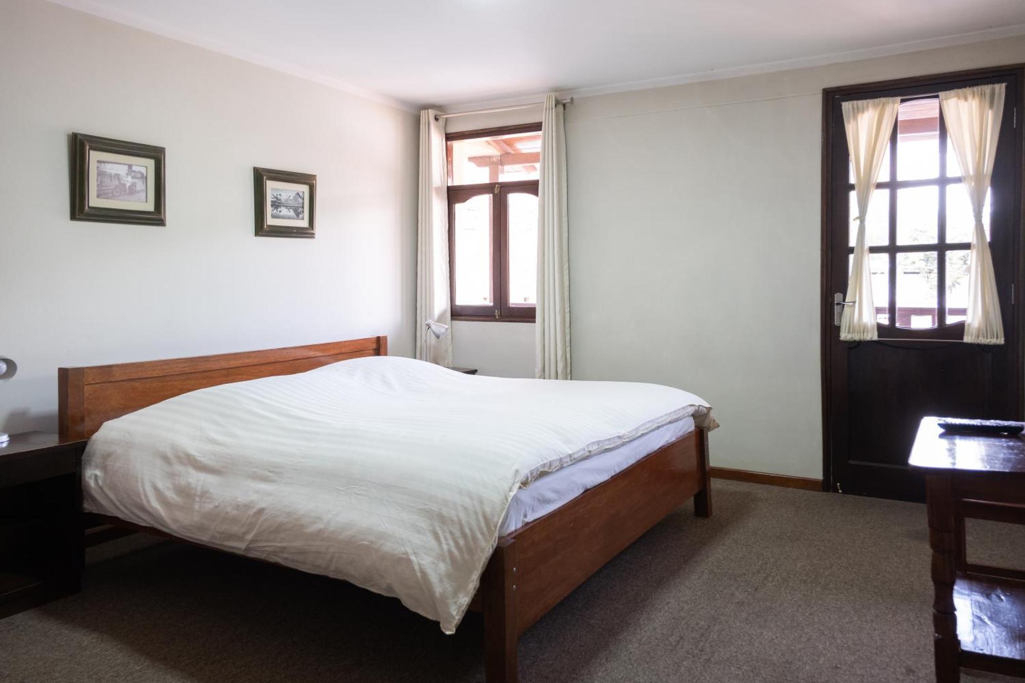 Hotel Santa Cruz 瓦拉斯 外观 照片